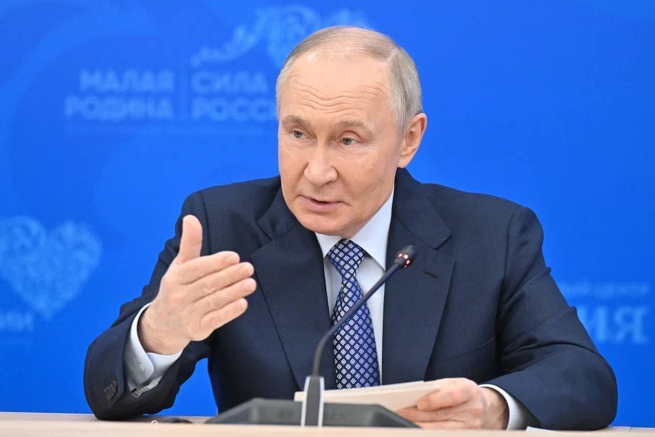 В День местного самоуправления Владимир Путин встретился с представителями муниципального сообщества