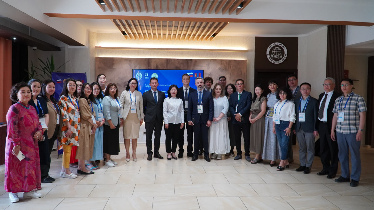 Эксперты ВШГУ обучают госслужащих из Монголии на очном модуле в Улан-Баторе