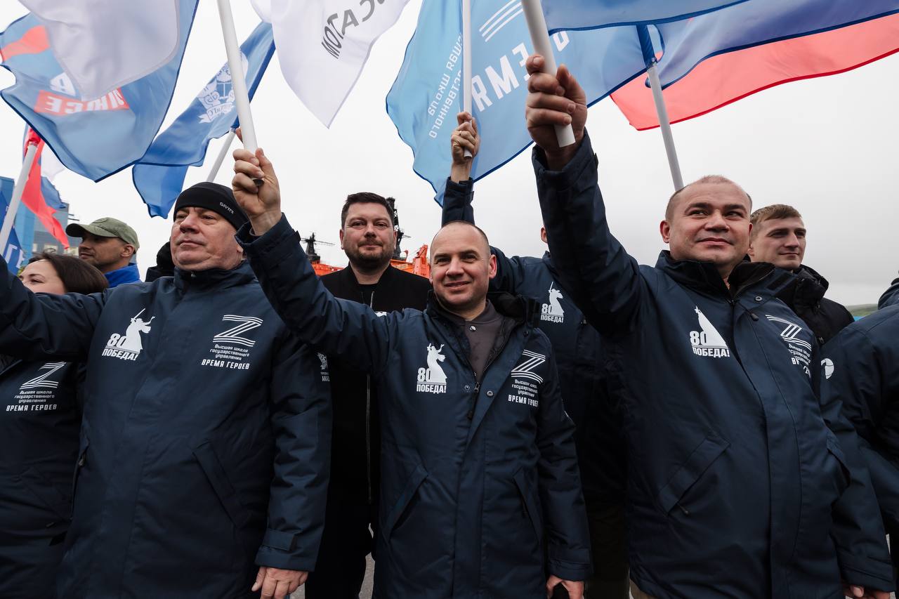 На борту атомного ледокола Росатома проходит обучение участников программы «Время героев»