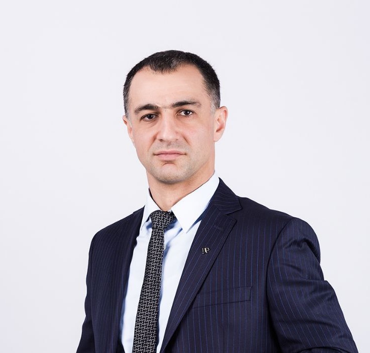 Муртазалиев Рустам Абулмуслимович