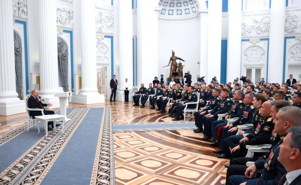 9 декабря – День Героев Отечества!