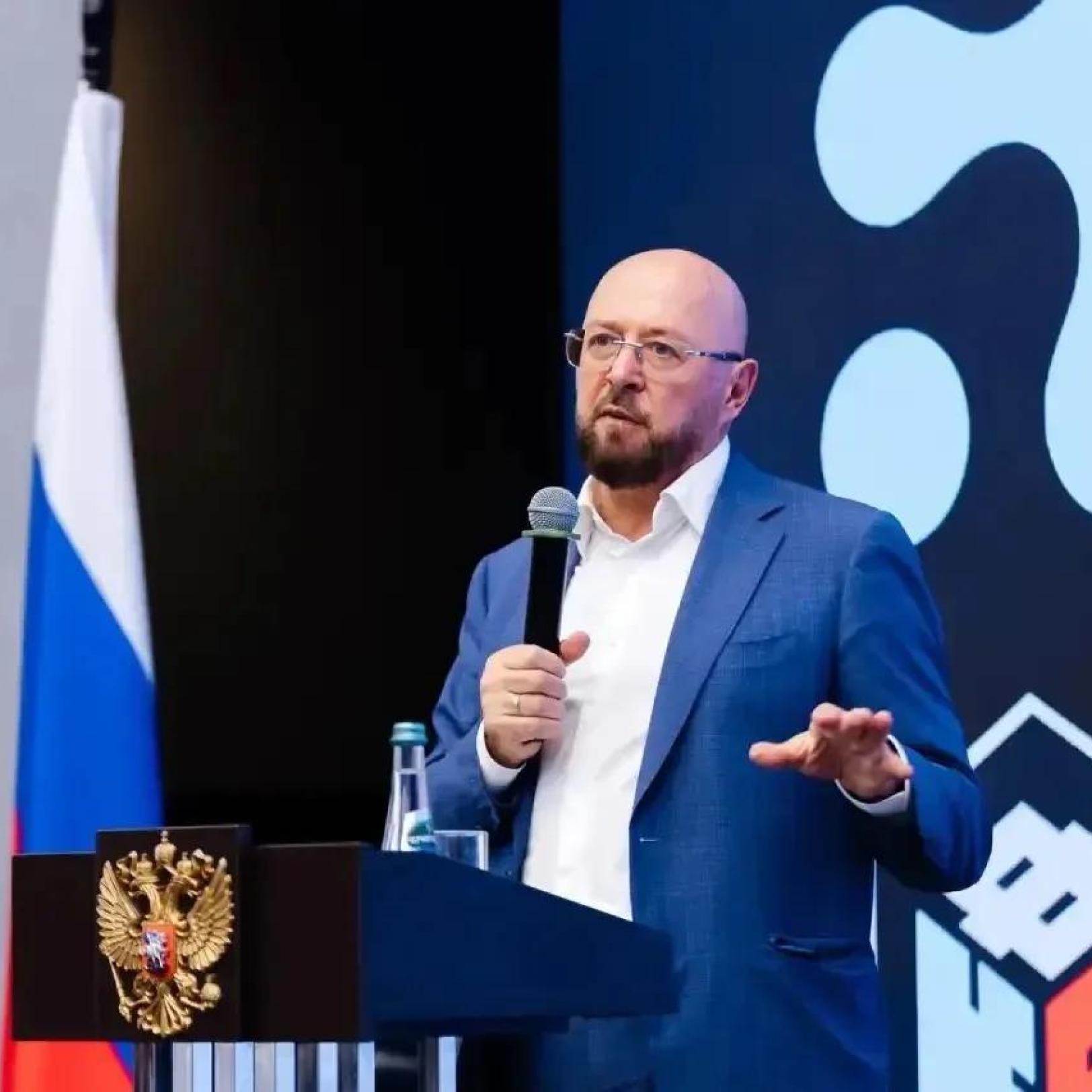 Александр Харичев — о российской идентичности и образе будущего страны